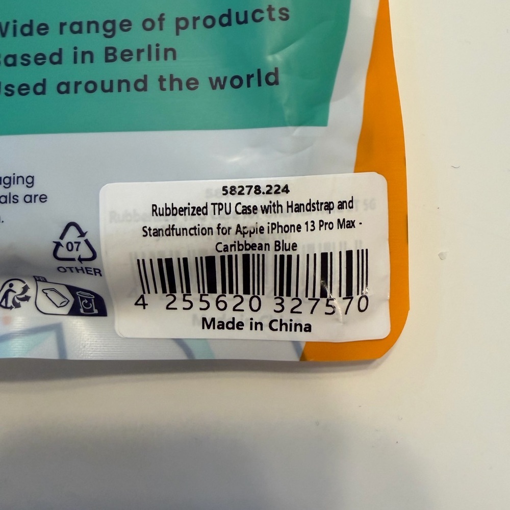 NWT 13 pro max Kwmobile Blue iPhone Case - Picture 6 of 7